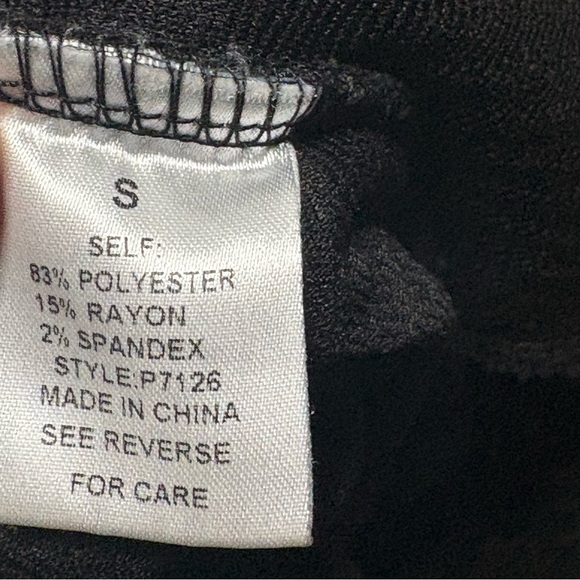 See and Be Seen Black Athletic Shorts Women - Picture 8 of 9